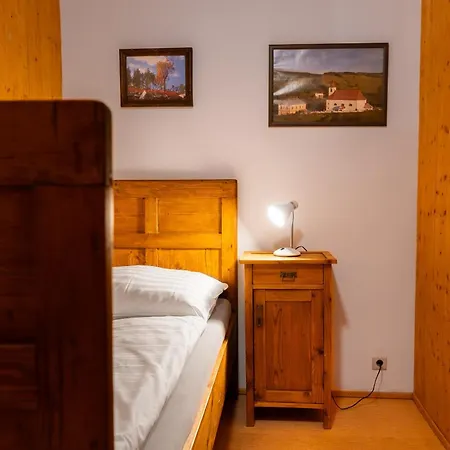 U Floriánka Aparthotel 3*